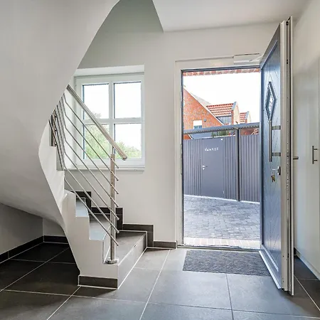 Apartment Moewenkoje, Neu, Og Mit Balkon *