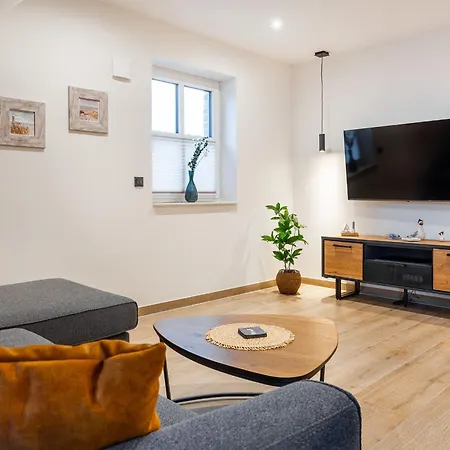 Apartment Moewenkoje, Neu, Og Mit Balkon