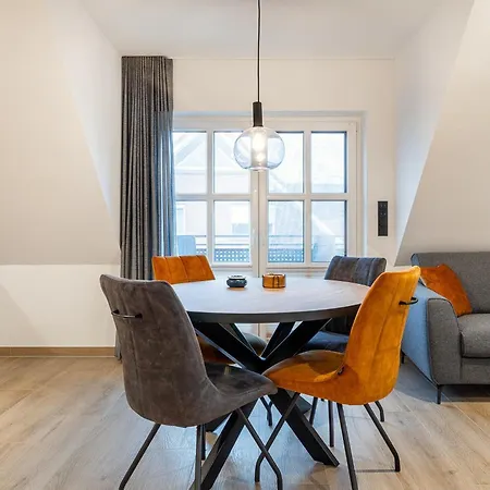 Apartment Moewenkoje, Neu, Og Mit Balkon *