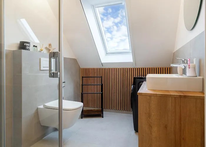 Möwenkoje, Neu, Og Mit Balkon * Greetsiel