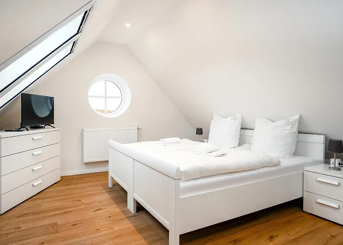 Möwenkoje, Neu, Og Mit Balkon Greetsiel