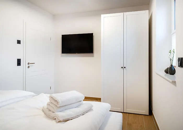 Möwenkoje, Neu, Og Mit Balkon